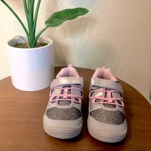 NWT Girls Osh Kosh B’gosh Demetria Sneaker